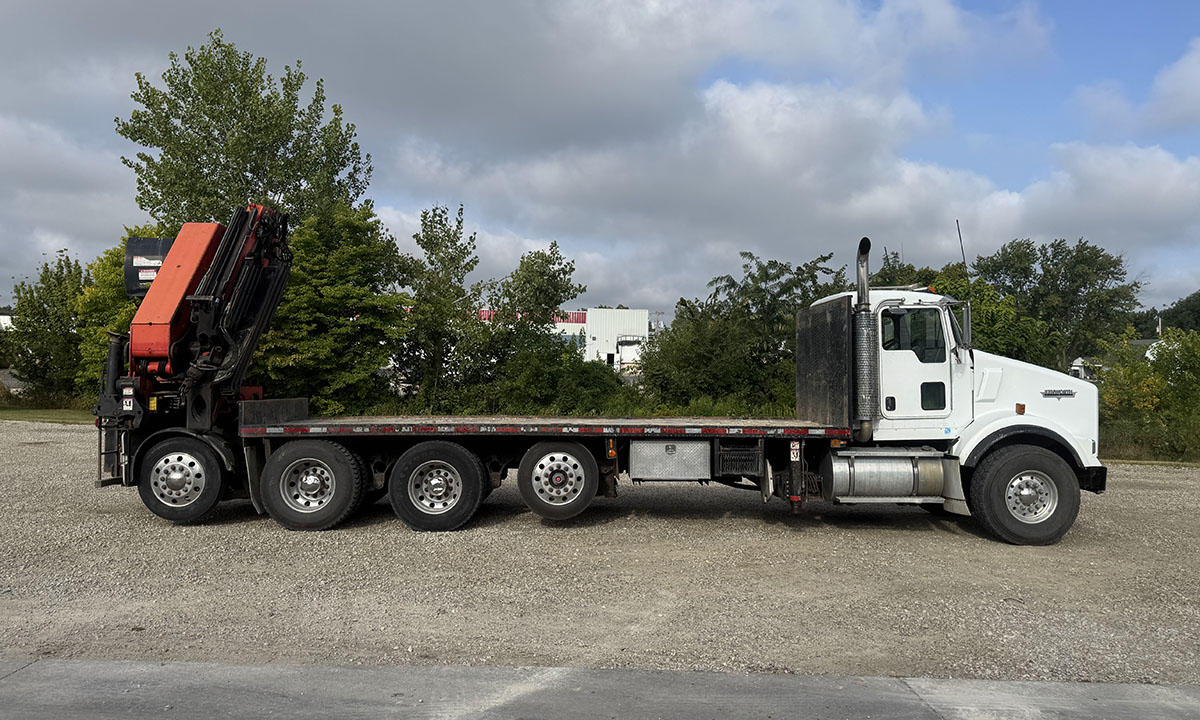 1 - Palfinger 40002 Crane (2005/2006)